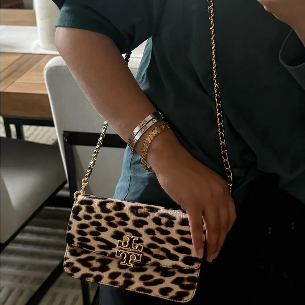 New Tory Burch Britten Haircalf Chain Wallet w. Wristlet Crossbody